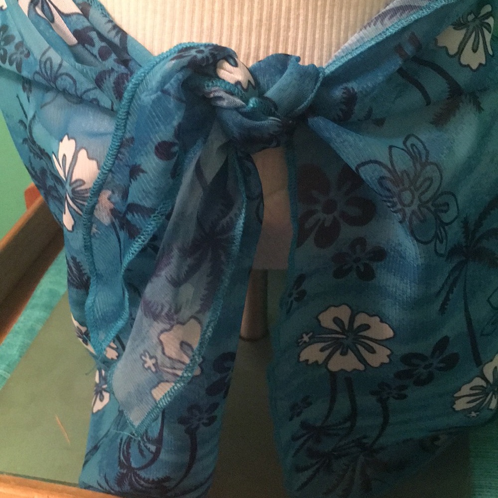 Baltex swim sarong coverup - Picture 2 of 4